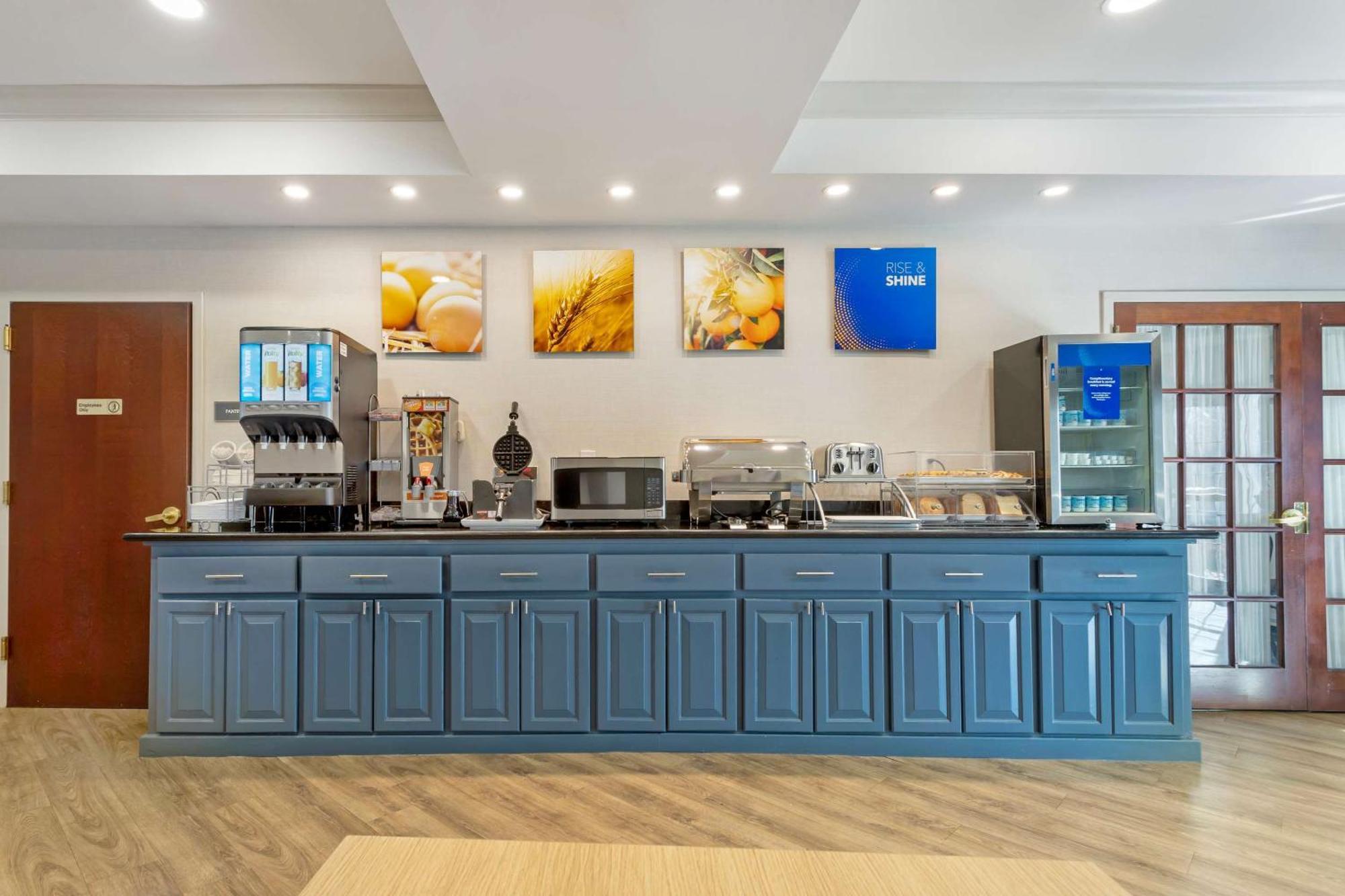 Comfort Suites East Brunswick - South River Luaran gambar