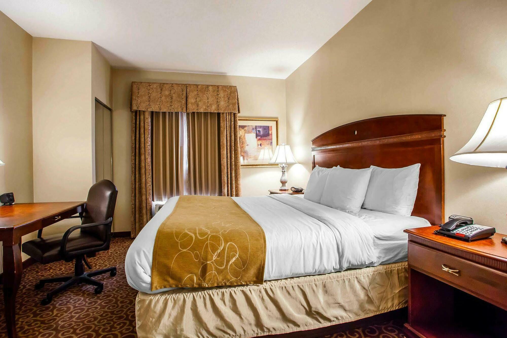 Comfort Suites East Brunswick - South River Luaran gambar
